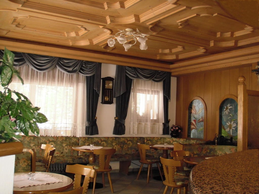 Hotel Rosalpina Rocca Pietore Extérieur photo